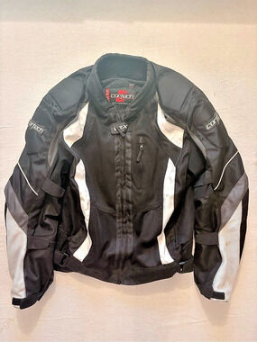CORTECH VRX Air Jacket Motorcycle Jacket Black & White Medium